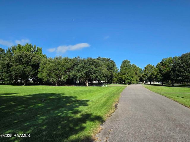 201 Oak Side Alley, Lafayette, LA 70508