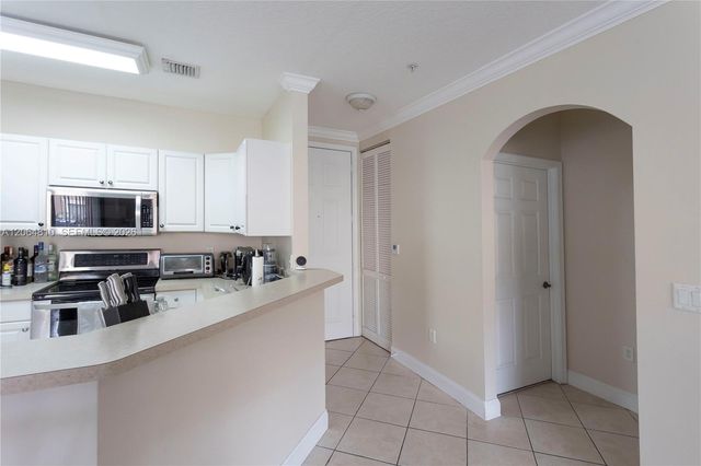 4506 SW 160th Avenue 1111, Miramar, FL 33027