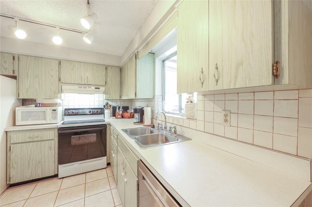 160 MEADOWLARK DRIVE, Safety Harbor, FL 34695
