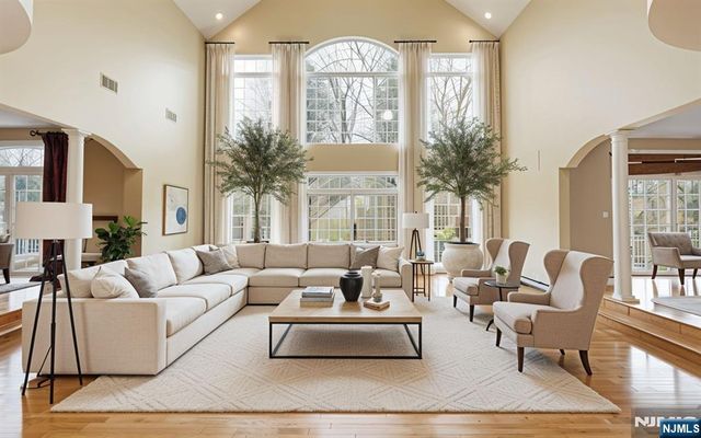 12 Butternut Terrace, Kinnelon Borough, NJ 07405