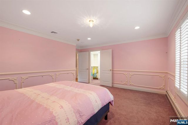 12 Butternut Terrace, Kinnelon Borough, NJ 07405