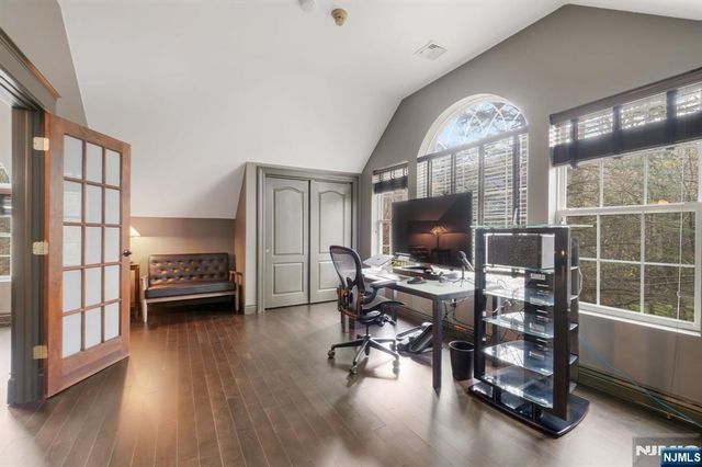 12 Butternut Terrace, Kinnelon Borough, NJ 07405