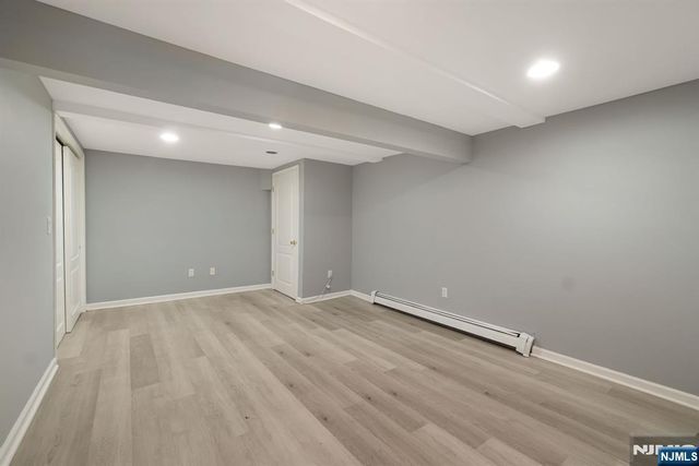 12 Butternut Terrace, Kinnelon Borough, NJ 07405