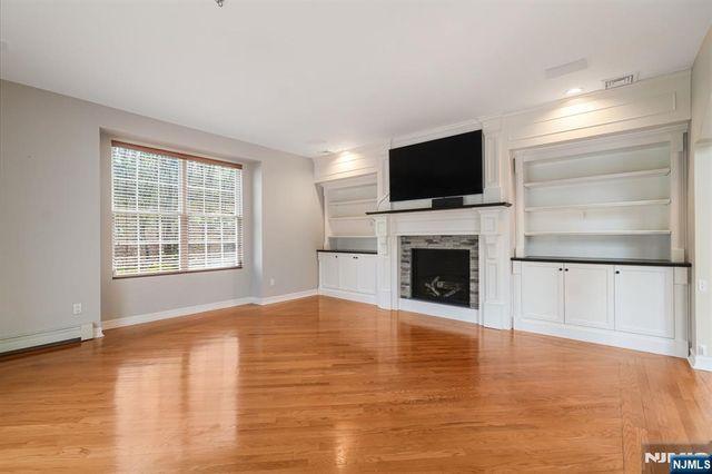 12 Butternut Terrace, Kinnelon Borough, NJ 07405