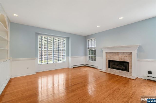 12 Butternut Terrace, Kinnelon Borough, NJ 07405