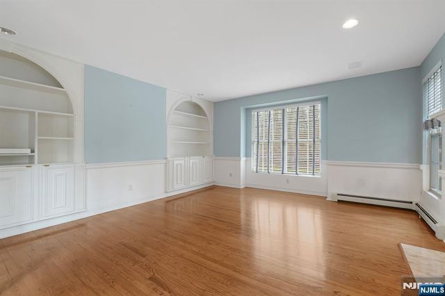 12 Butternut Terrace, Kinnelon Borough, NJ 07405