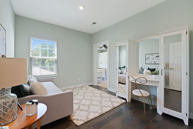 207 Sparrow Drive, Piedmont, SC 29673