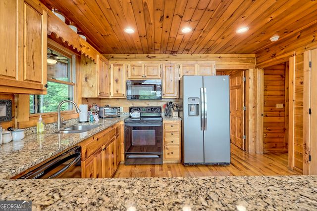 198 Sunrock Mountain Trace, Blue Ridge, GA 30513
