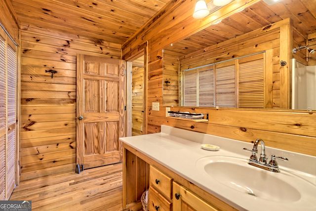 198 Sunrock Mountain Trace, Blue Ridge, GA 30513