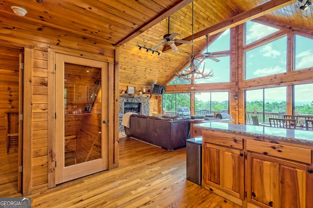 198 Sunrock Mountain Trace, Blue Ridge, GA 30513