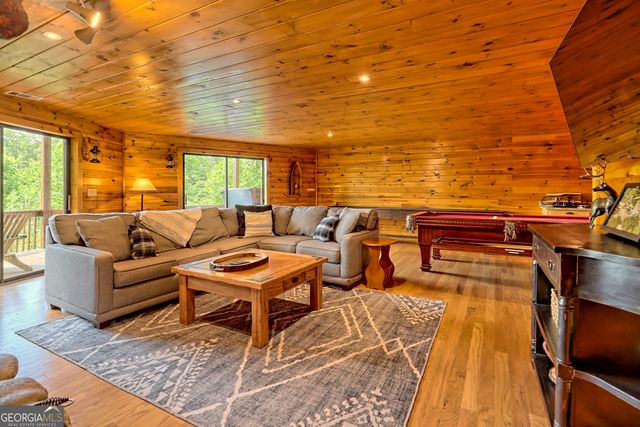 198 Sunrock Mountain Trace, Blue Ridge, GA 30513