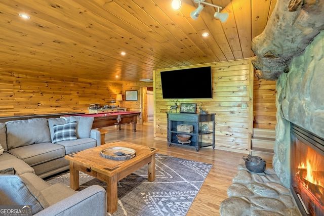 198 Sunrock Mountain Trace, Blue Ridge, GA 30513