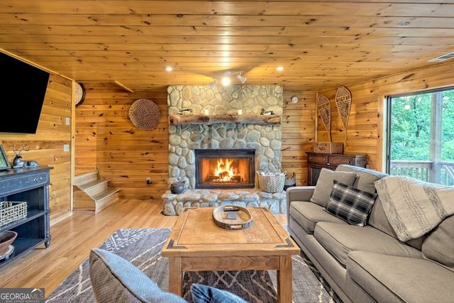 198 Sunrock Mountain Trace, Blue Ridge, GA 30513