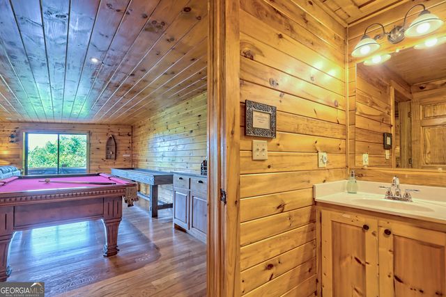 198 Sunrock Mountain Trace, Blue Ridge, GA 30513