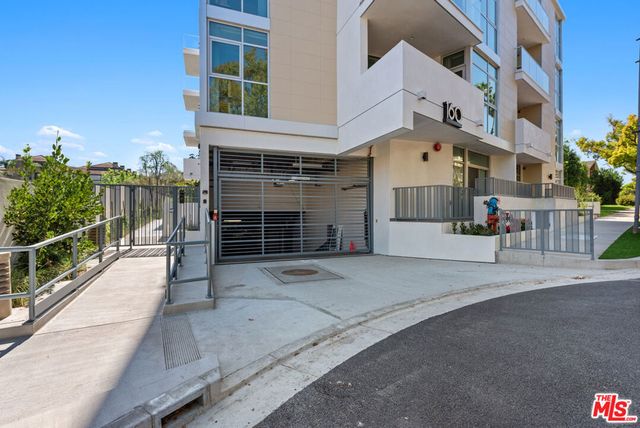 160 Chestnut Street 303, Pasadena, CA 91103