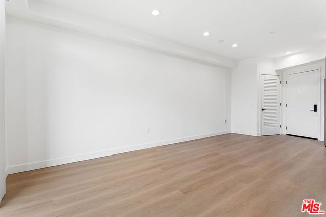 160 Chestnut Street 303, Pasadena, CA 91103