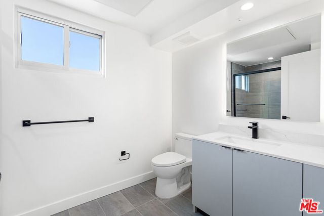 160 Chestnut Street 303, Pasadena, CA 91103