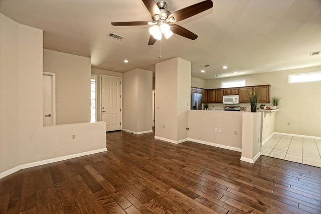 103 Elderberry ST, Georgetown, TX 78633