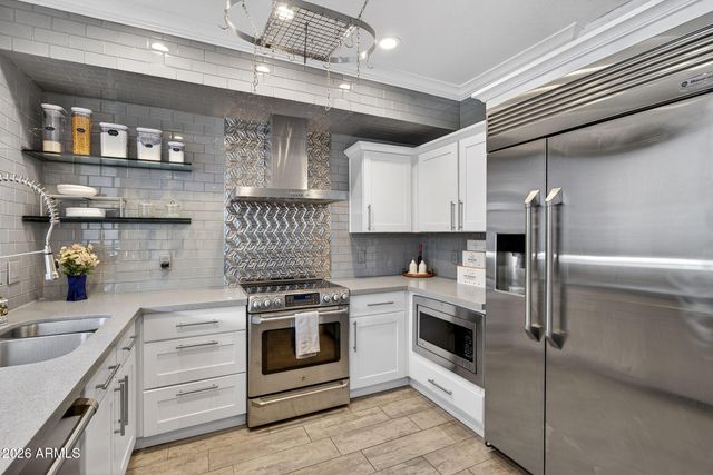 706 E WASHINGTON Street 207, Phoenix, AZ 85034