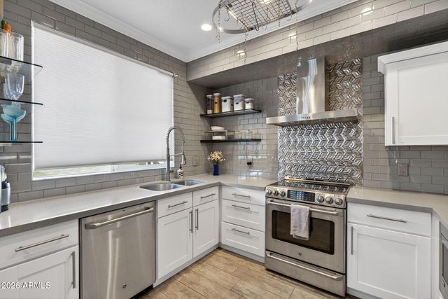 706 E WASHINGTON Street 207, Phoenix, AZ 85034