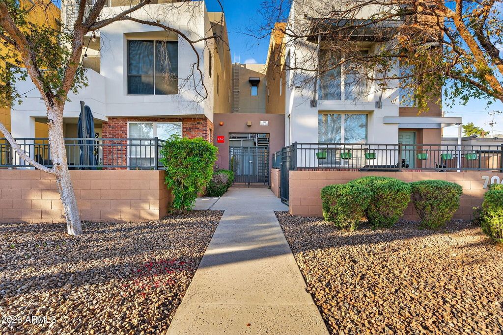 706 E WASHINGTON Street 207, Phoenix, AZ 85034
