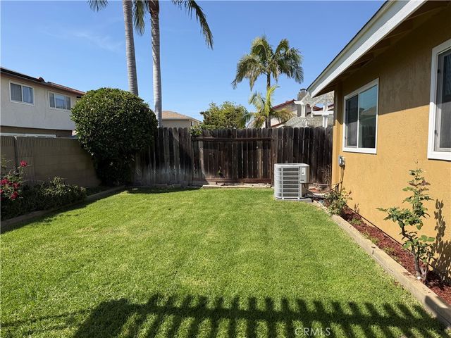 7561 Mark Circle, La Palma, CA 90623