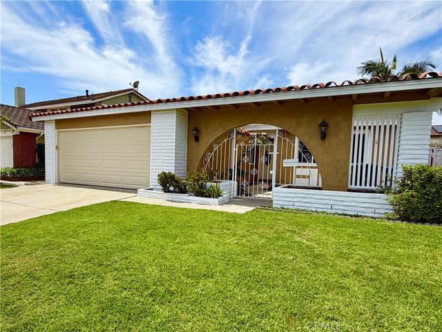 7561 Mark Circle, La Palma, CA 90623