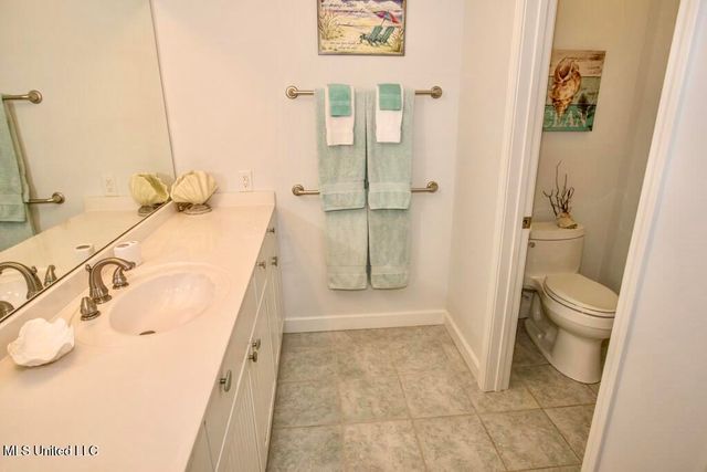 8304 Belle Fontaine Drive, Ocean Springs, MS 39564