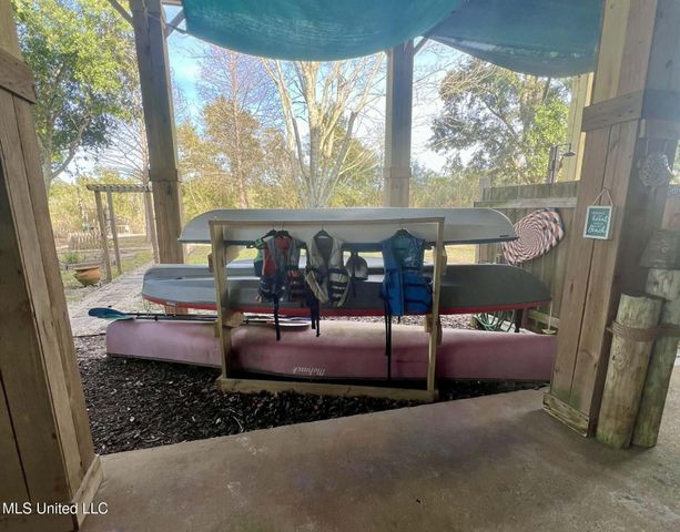 8304 Belle Fontaine Drive, Ocean Springs, MS 39564