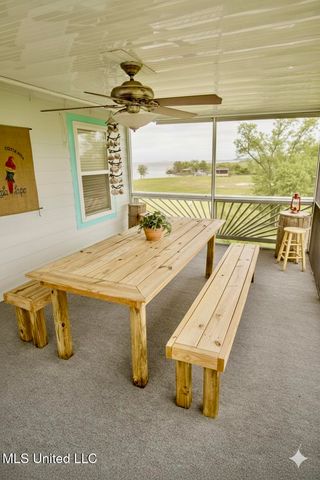 8304 Belle Fontaine Drive, Ocean Springs, MS 39564