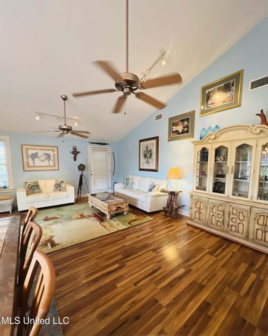 8304 Belle Fontaine Drive, Ocean Springs, MS 39564