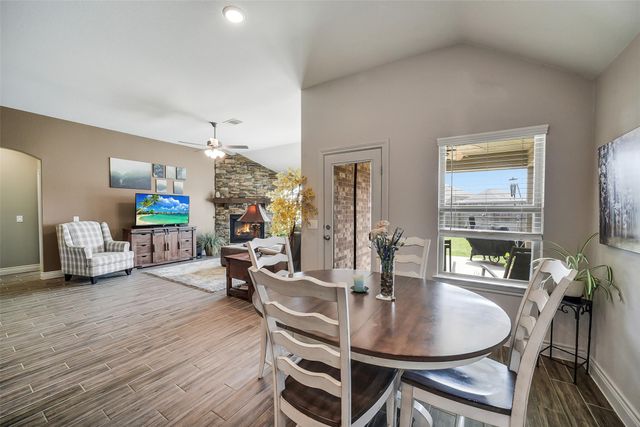 11714 Winthrop River Trail, Richmond, TX 77406