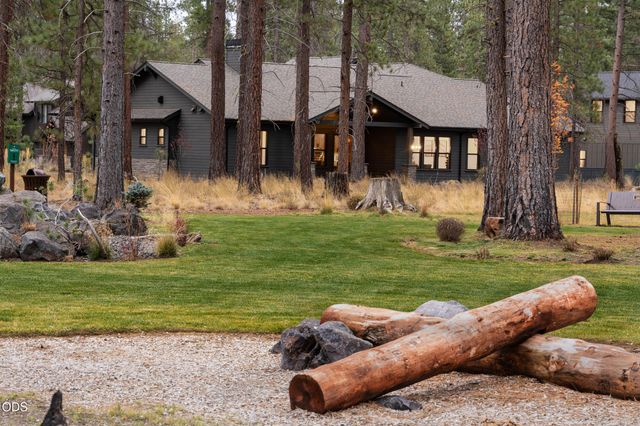 56244 Rockcress Lane 437, Bend, OR 97707