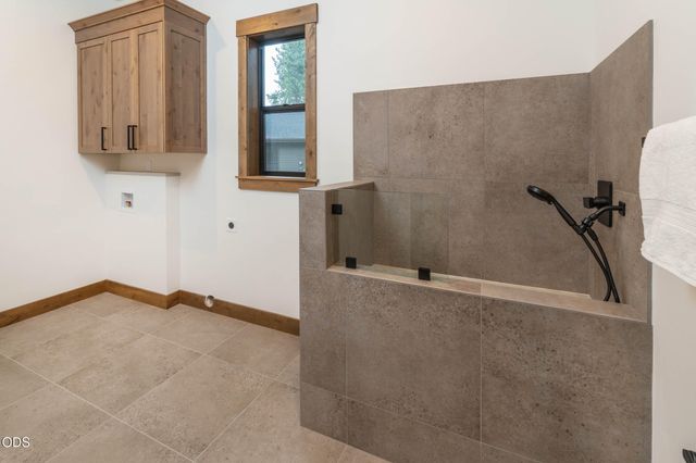 56244 Rockcress Lane 437, Bend, OR 97707