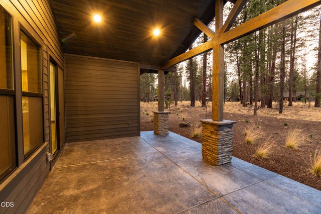 56244 Rockcress Lane 437, Bend, OR 97707