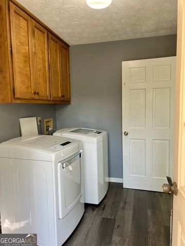 2361 Ciji Circle, Snellville, GA 30039