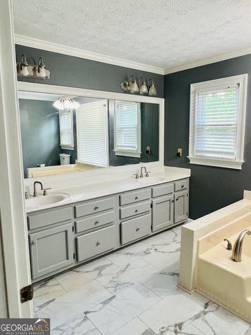 2361 Ciji Circle, Snellville, GA 30039