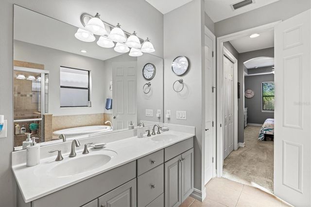 1098 BRADBERRY DRIVE, Nokomis, FL 34275