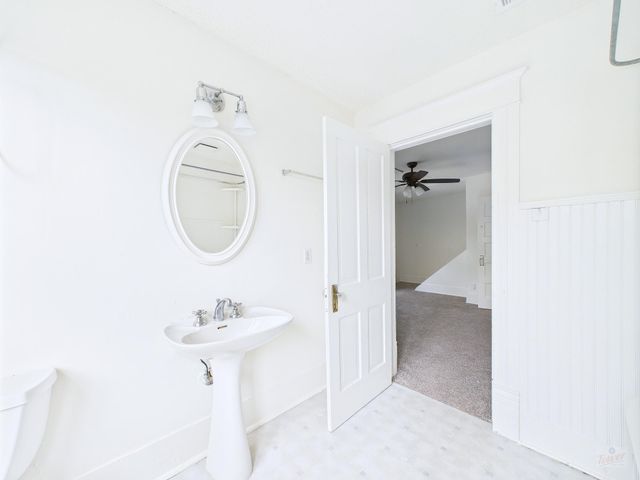 403 W 35th ST, Austin, TX 78705