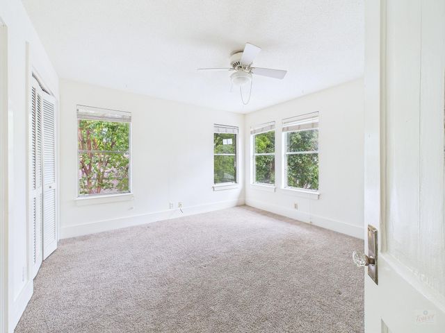 403 W 35th ST, Austin, TX 78705