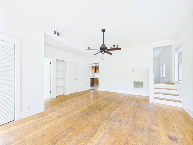 403 W 35th ST, Austin, TX 78705