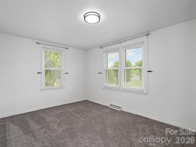 160 Cooper Street, Canton, NC 28716