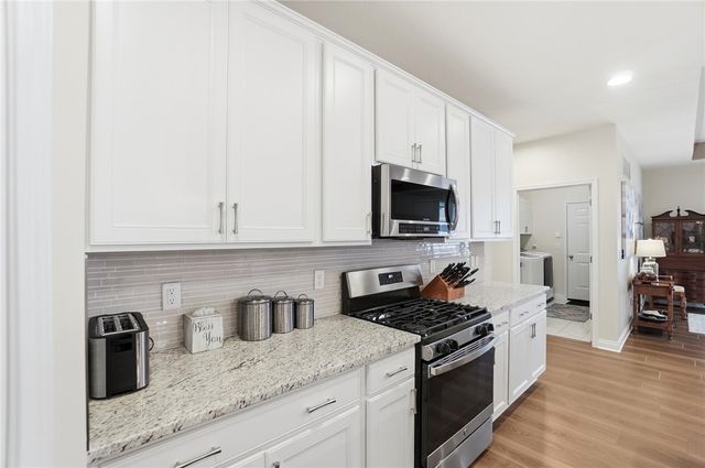 4019 Pepperwell Circle, Sugarcreek Twp, OH 45440