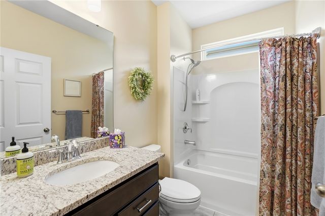 4019 Pepperwell Circle, Sugarcreek Twp, OH 45440