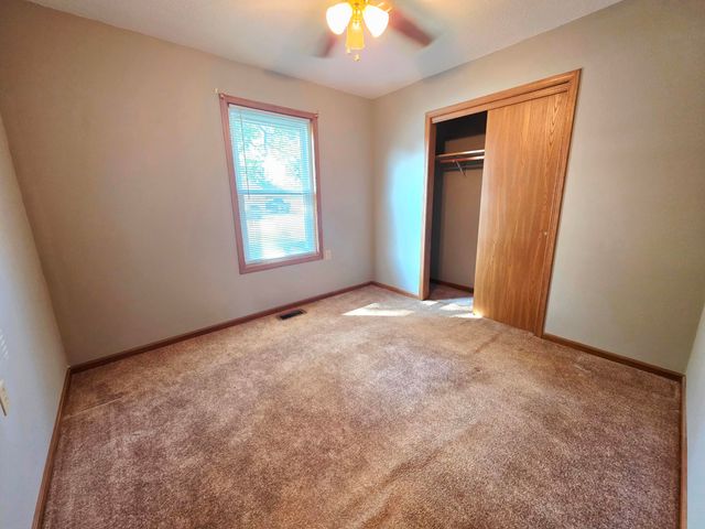 225 PATTON ST, Montgomery City, MO 63361