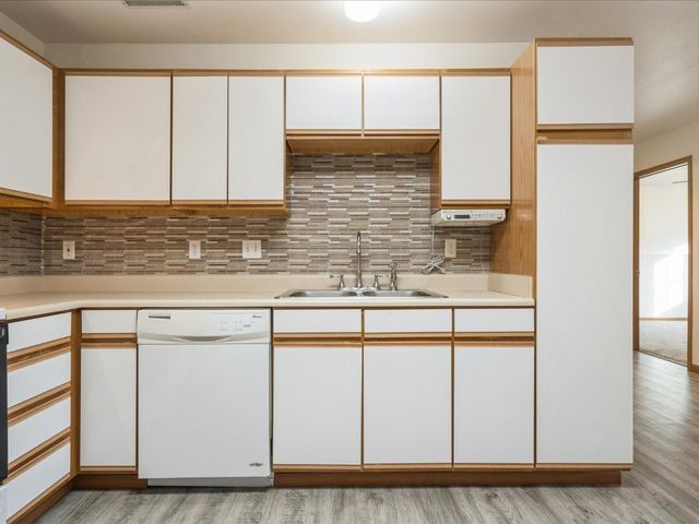 4619 1st Avenue SW 3, Cedar Rapids, IA 52404