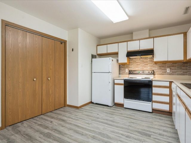 4619 1st Avenue SW 3, Cedar Rapids, IA 52404