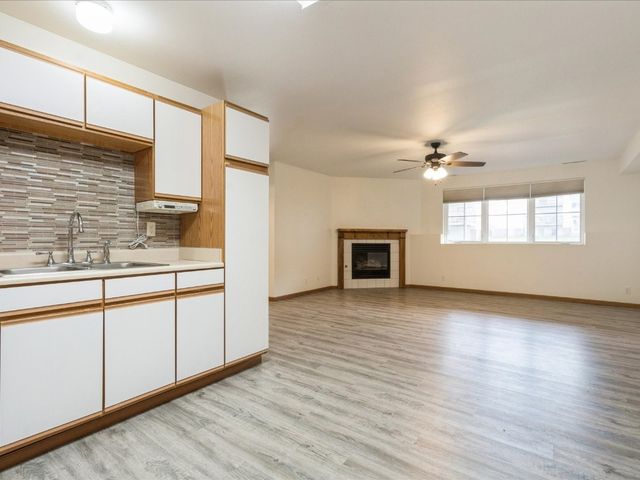 4619 1st Avenue SW 3, Cedar Rapids, IA 52404