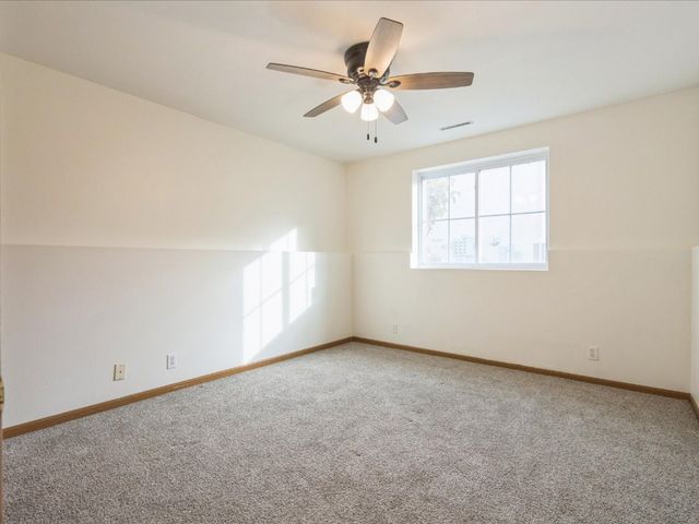 4619 1st Avenue SW 3, Cedar Rapids, IA 52404