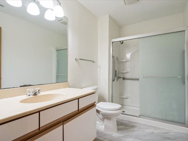 4619 1st Avenue SW 3, Cedar Rapids, IA 52404